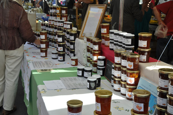 local markets in Alpes de Haute-Provence