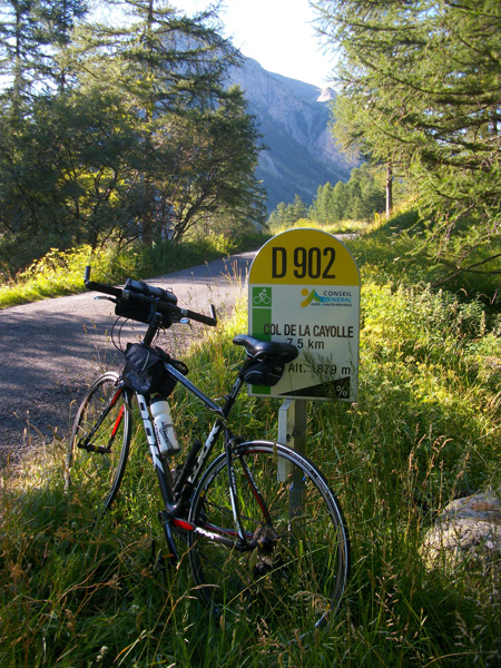 Col de la Cayolle - cycle-touring ©AD04/GBe