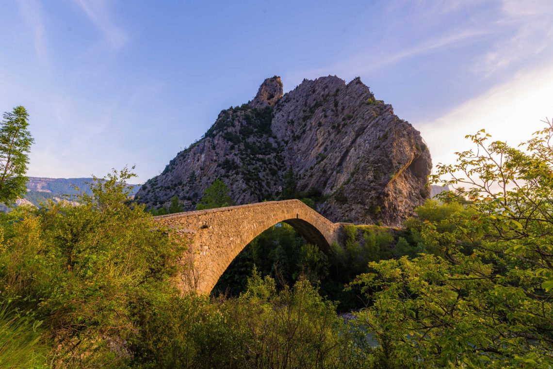 Pont de la Reine in St Benoit Castellane ©T Verneuil