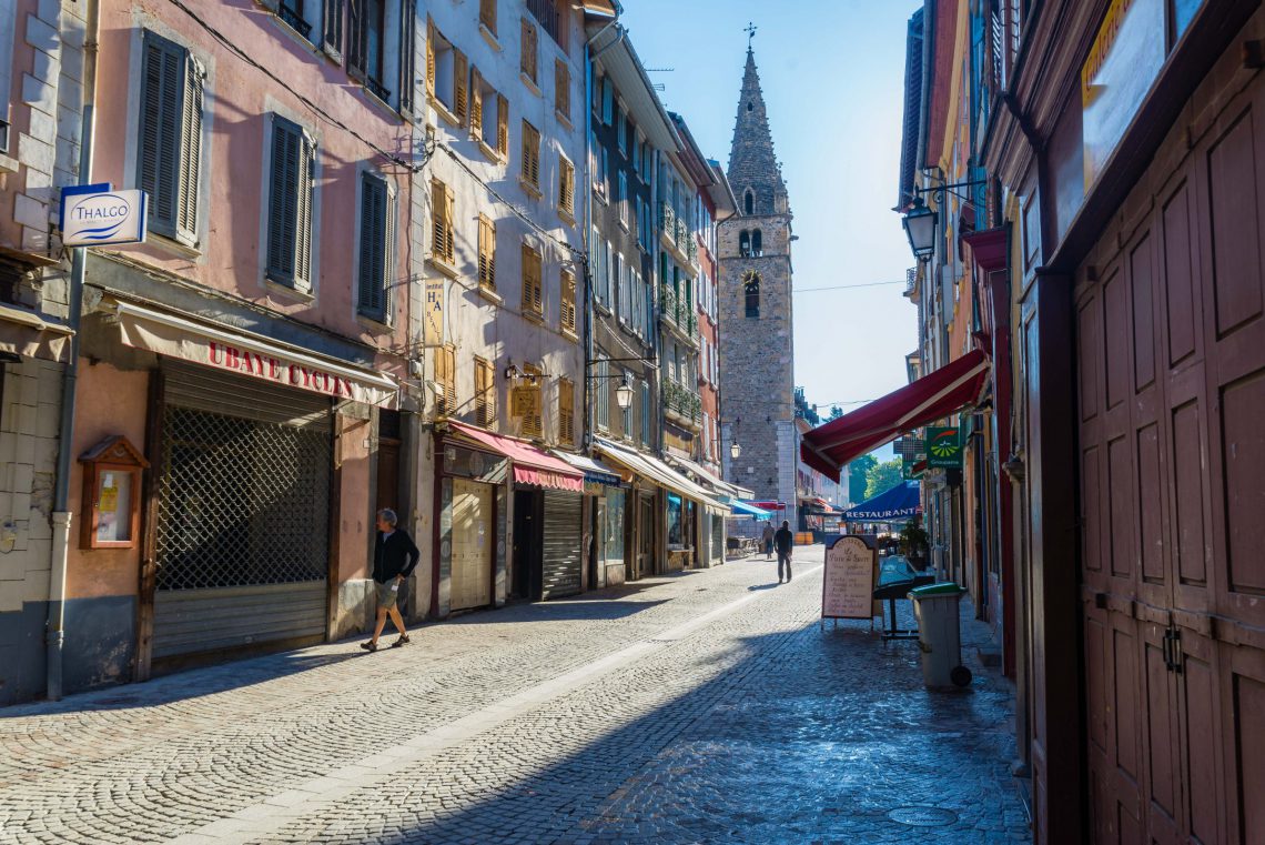 The clock tower in Barcelonnette ©T Verneuil