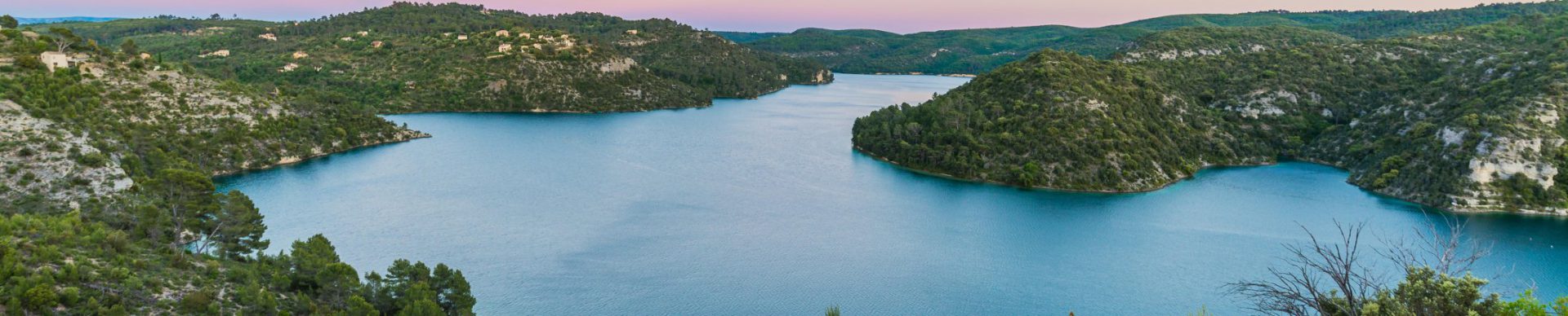 Lac d'Esparron-de-Verdon ©T. Verneuil