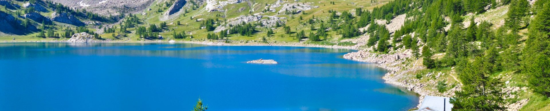 mountain huts lac d'Allos in Mercantour National Park