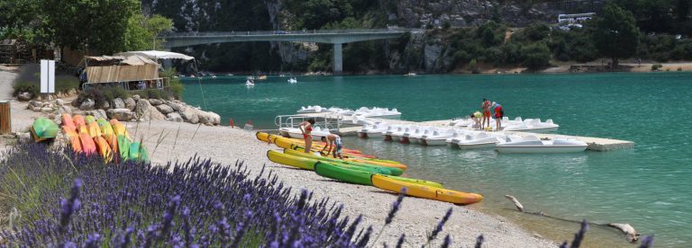 Lake of Sainte-Croix-du-Verdon Water sports providers