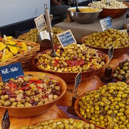 local markets in Alpes de Haute Provence