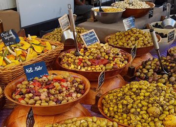 local markets in Alpes de Haute Provence