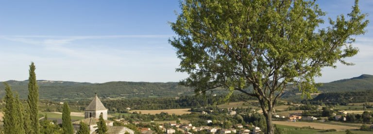 Saint Michel l’Observatoire in the Luberon Natural Regional Park ©AD04/Michel Boutin