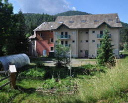 collective accommodation Fontaine de l'Ours Auzet